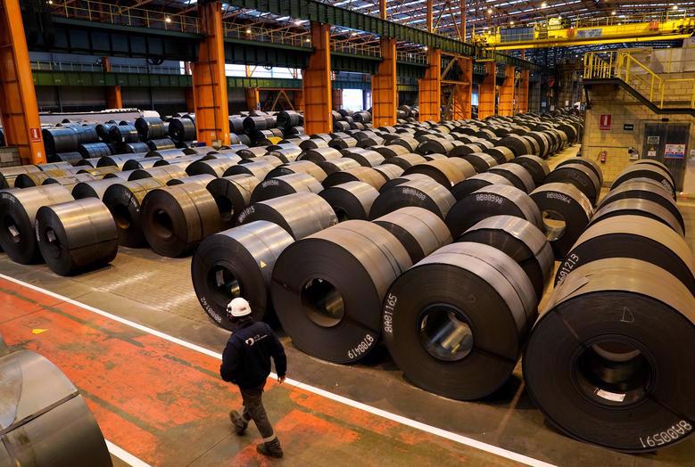 Prices of many types of steel in China fell, the lowest in a week
